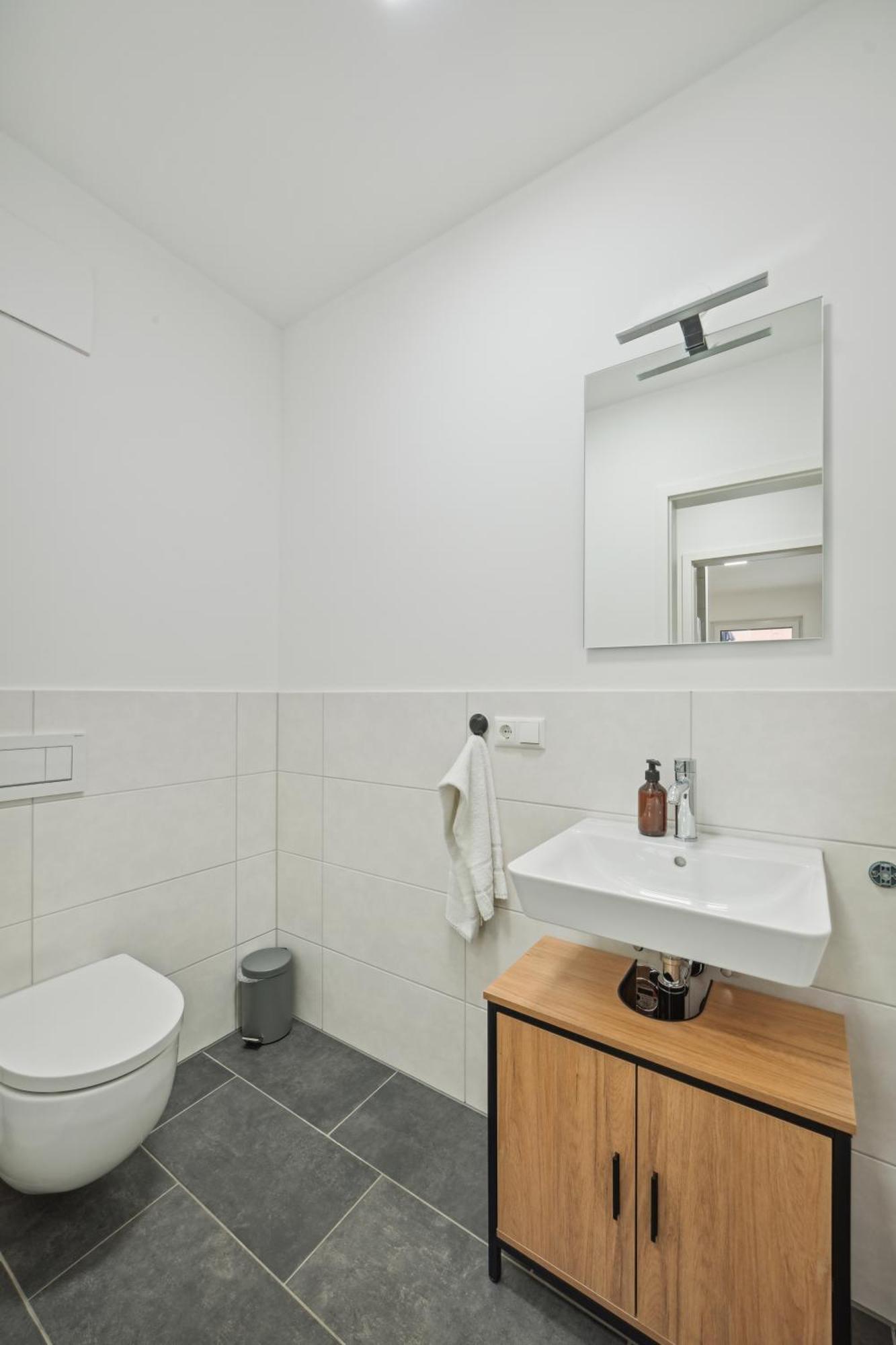 Sali Homes R4 - High-Quality Apartment With Terrace 拜罗伊特 外观 照片