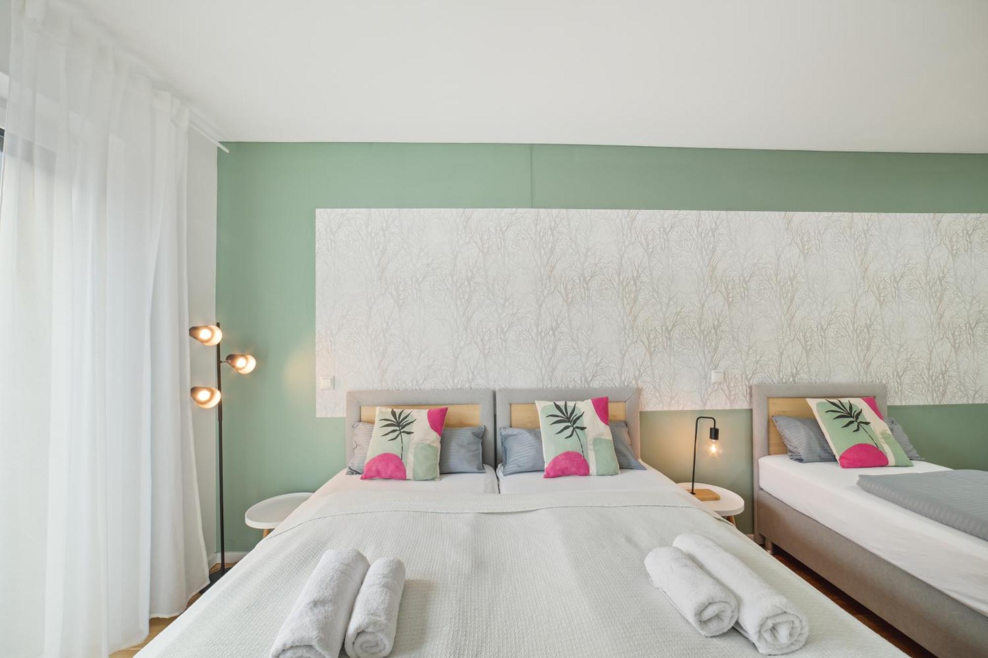 Sali Homes R4 - High-Quality Apartment With Terrace 拜罗伊特 外观 照片