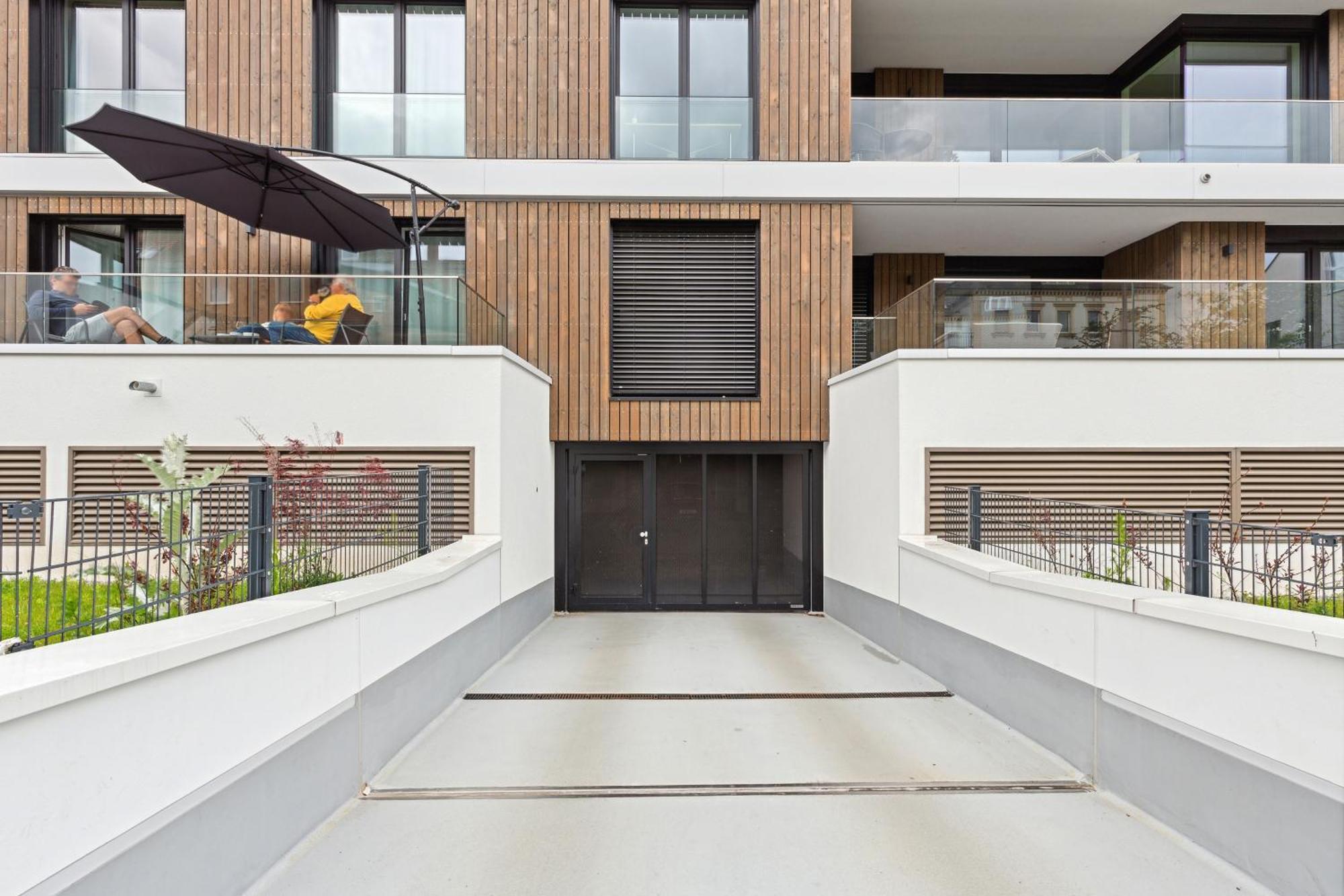 Sali Homes R4 - High-Quality Apartment With Terrace 拜罗伊特 外观 照片